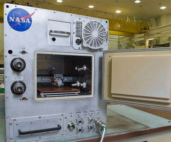 Refabricator Printer Aboard ISS Turns Space Waste Into Filament