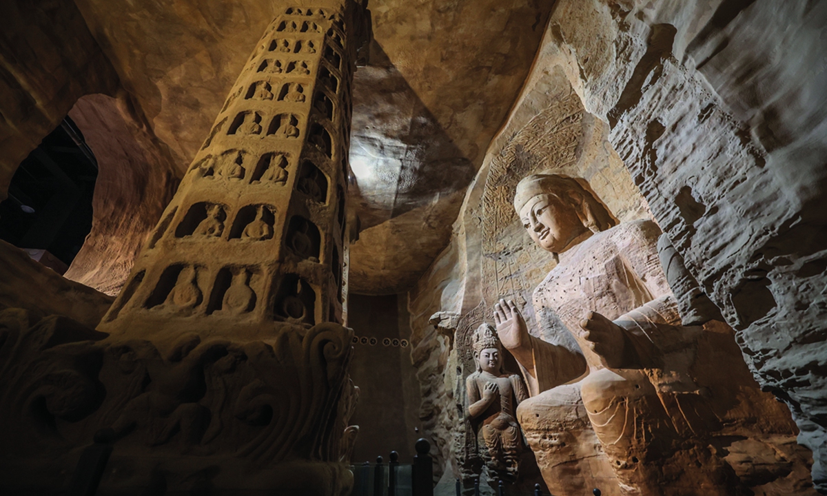 replicas of ancient cultural relics