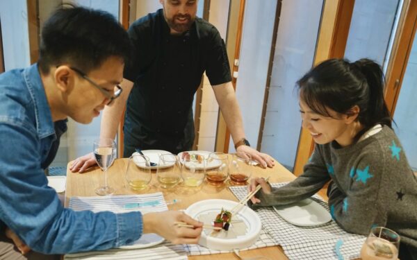 Electrowetting Technology in 3D Printed Plates