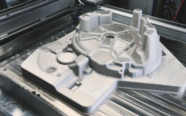 Fraunhofer, MacLean-Fogg, and Toyota Develop Large-Scale 3D Printing System for Automotive Die Casting Molds