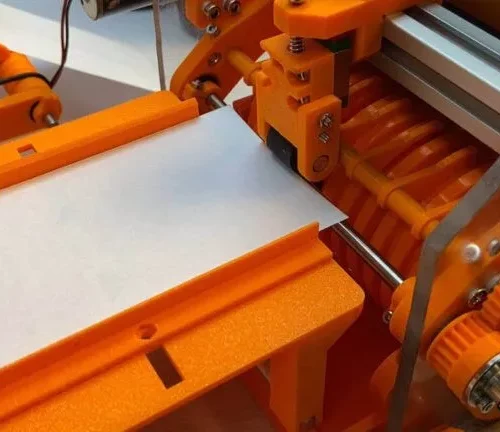 Maker Builds 3D Printed Bottle Labeling Machine