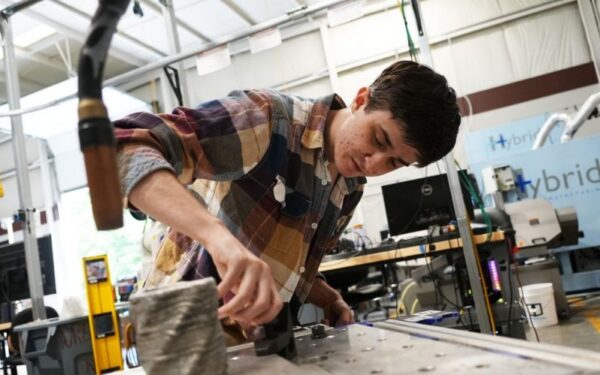 Virginia Tech Receives $3.5M NSF Grant for Multi-Directional Robotic 3D Printing Research