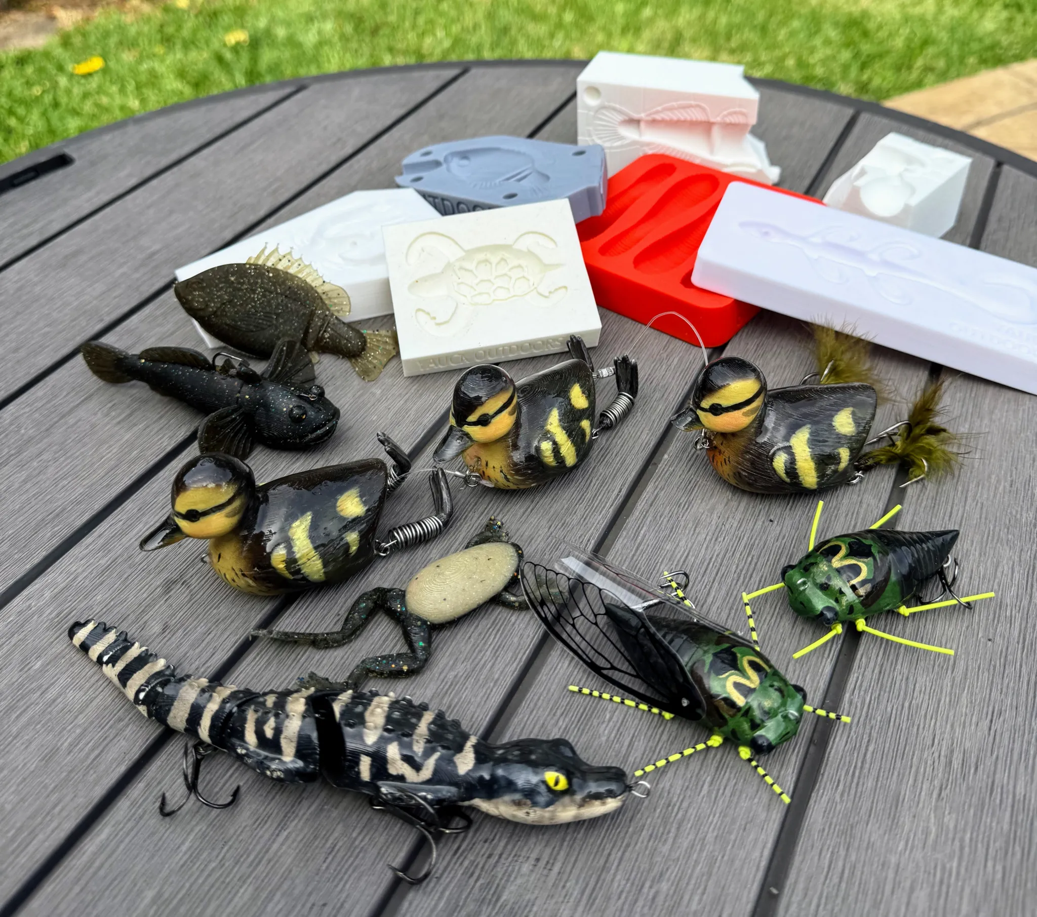Texas Fisherman Catches Bass Using 3D Printed Duckling Brood Lures