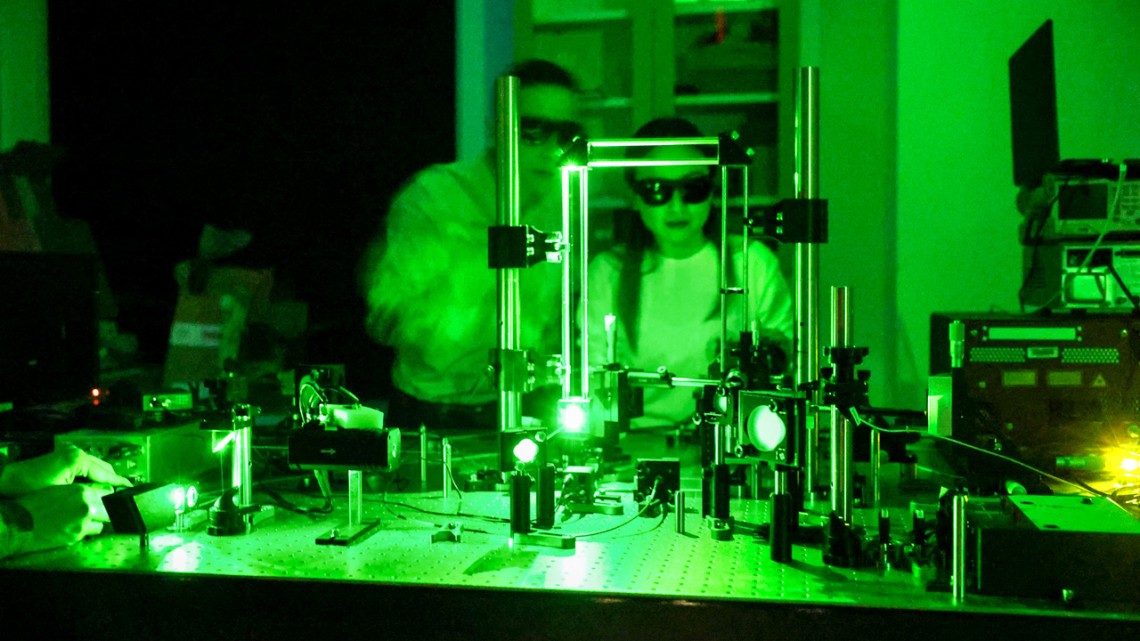 Supersonic Speed Limit Discovered for Strong Metal Bonding