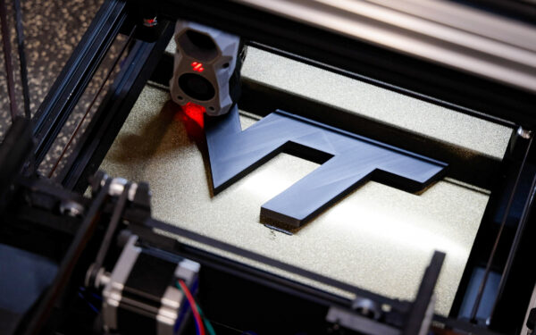 Virginia Tech Design Team Develops Automated 3D Printer Plate Swapper for Continuous Printing