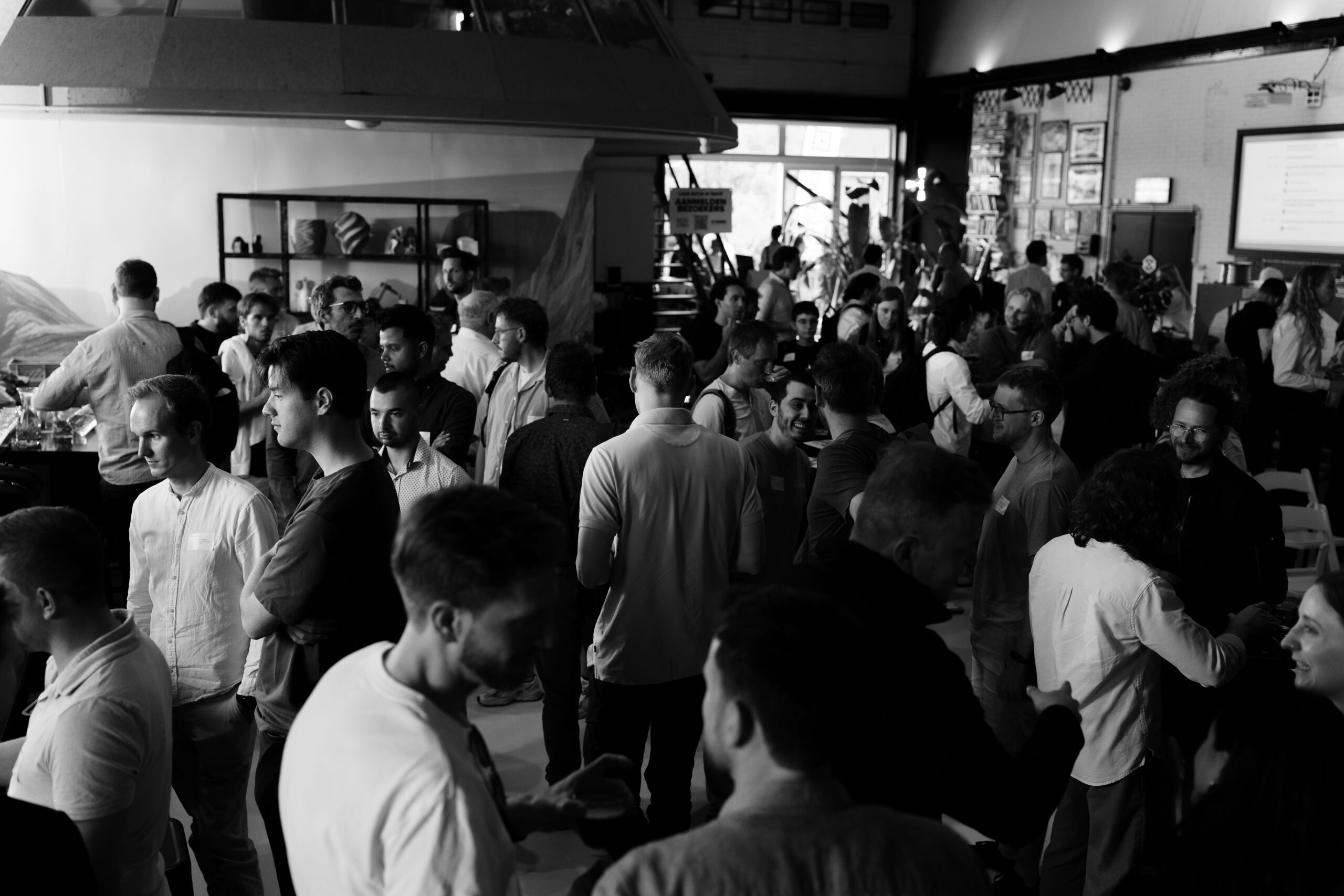Attendees networking during a break at Addidex Connect 2026