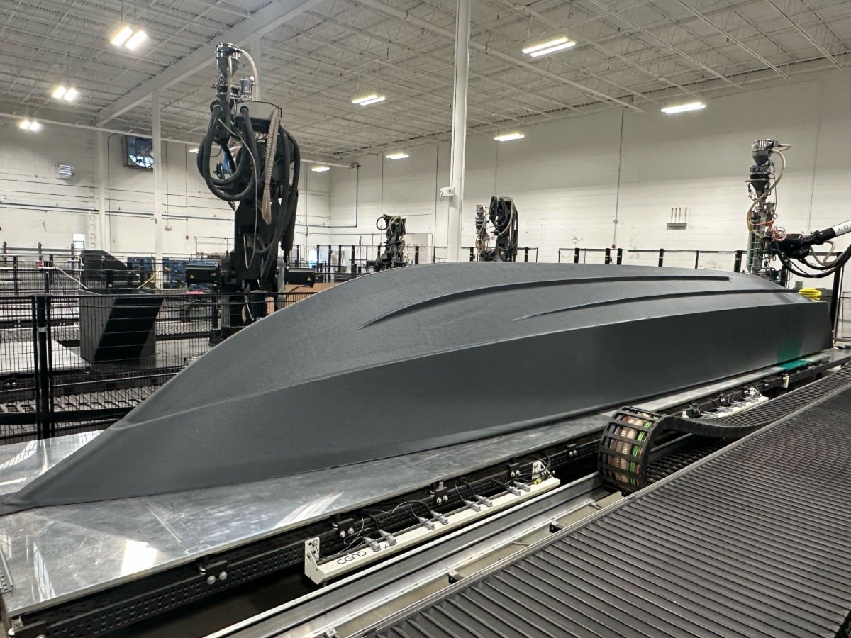 Florida Firm 3D Prints Military Drone Boat Using Robotic Arms