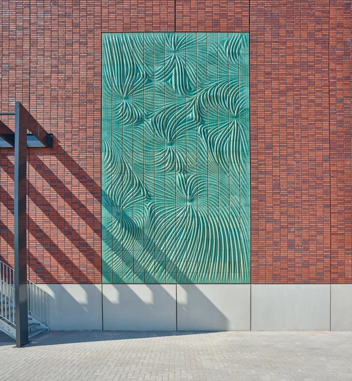 Rotterdam Studio Covers Dutch Transformer Station in 322 Custom 3D Printed Ceramic Tiles