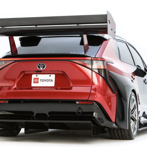 Toyota Uses Large Scale 3D Printing for Electric Race Car Concept