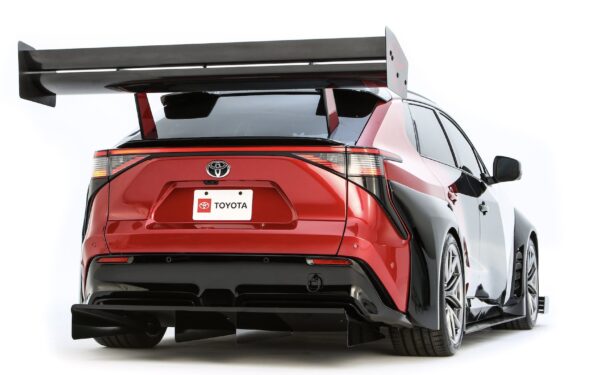 Toyota Uses Large Scale 3D Printing for Electric Race Car Concept