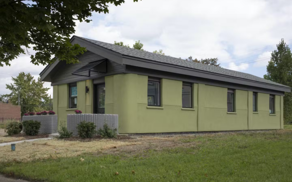 Automotive Robot Gets New Life Printing Houses in Detroit