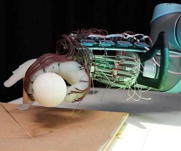 Researchers Develop Low-cost Robotic Grasping Hand - 3D Printing