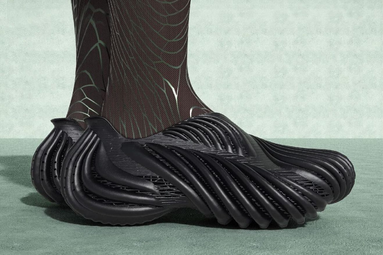 ALIVEFORM Launches ARMIS 3D Printed Shoe Collection - 3D Printing