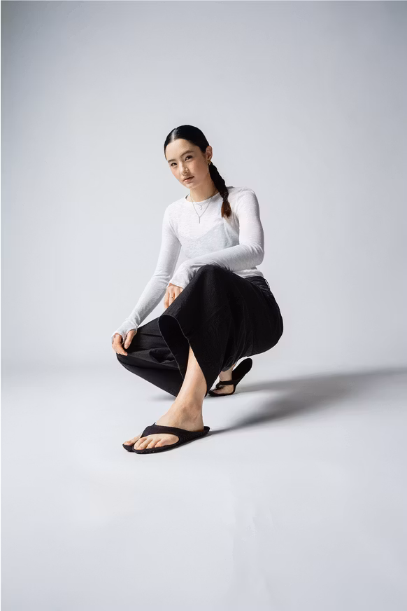 Vivobarefoot Launches First Fully Customizable Barefoot Sandal
