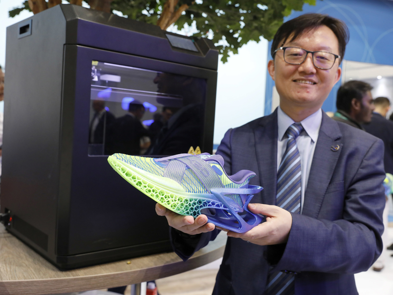 Recyclable TPU Shoe